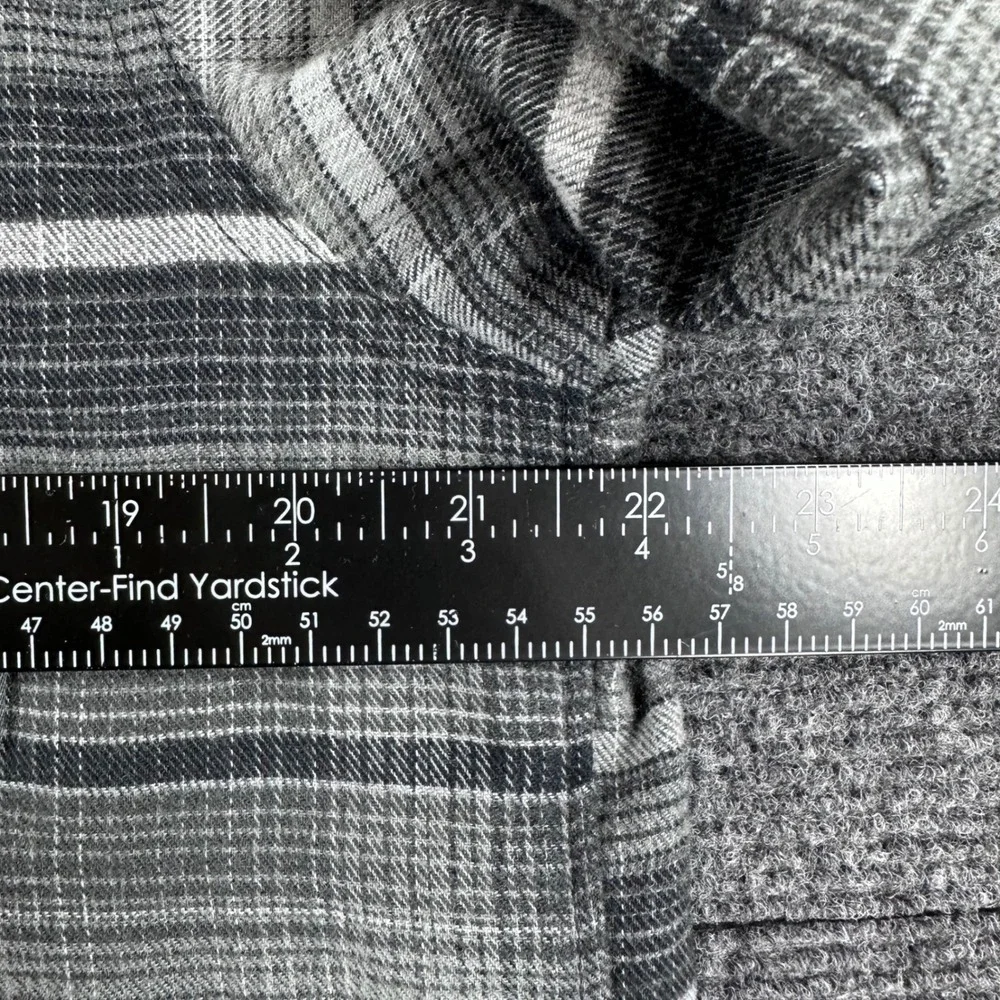 Columbia Button Down Mens M Medium Grey Plaid Omni-Wick Long Sleeve Hiking Shirt - Picture 14 of 16
